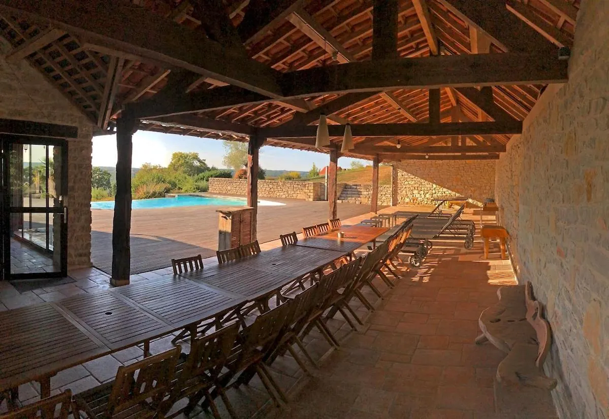 Les Maisons D'En Haut & Piscine A Debordement Chauffee Saint-Remy  Prázdninový dům Saint-Remy (Aveyron)